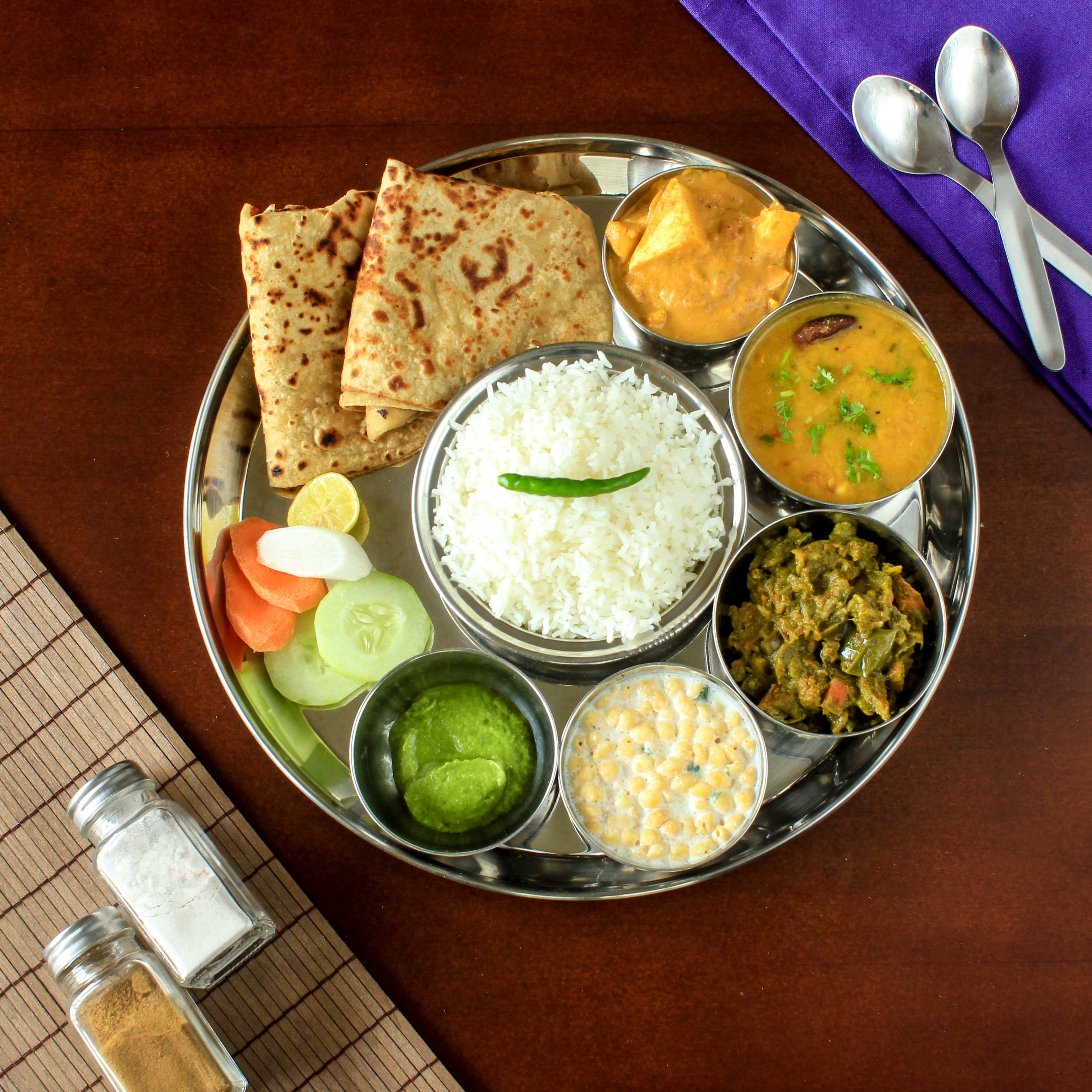Mumbai Tiffin - Logo