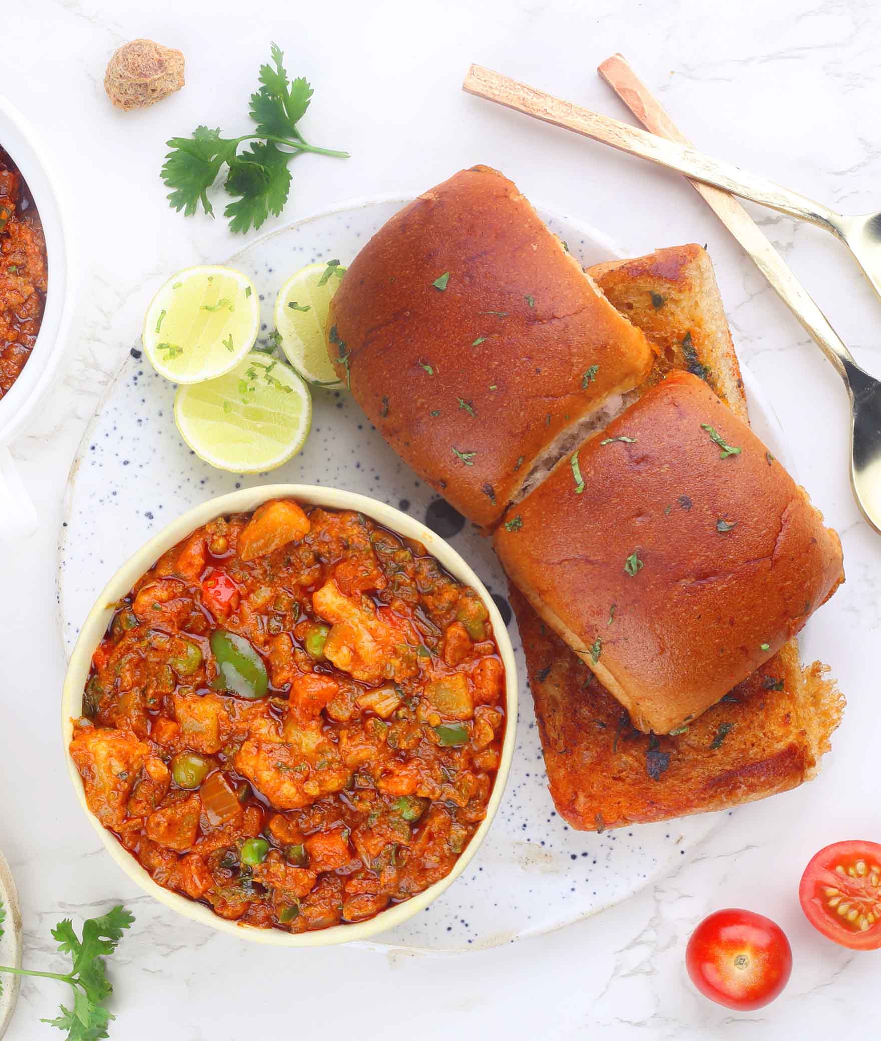 Mumbaiya Pav Bhaji - Logo