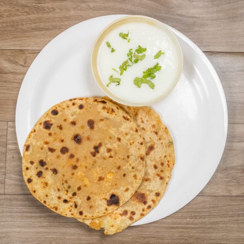 Mummies Parantha & Maggie - Logo