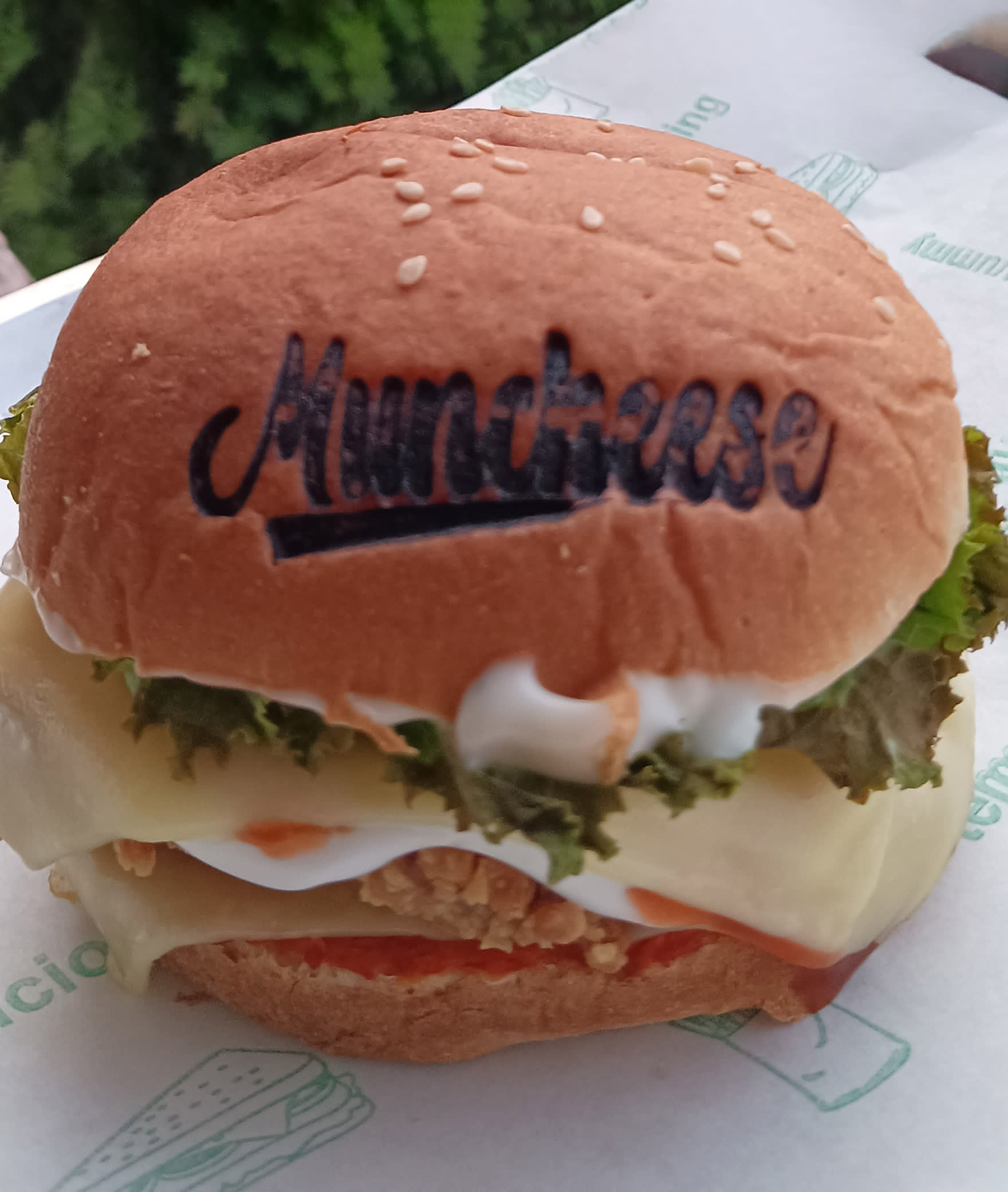 Muncheese - Logo