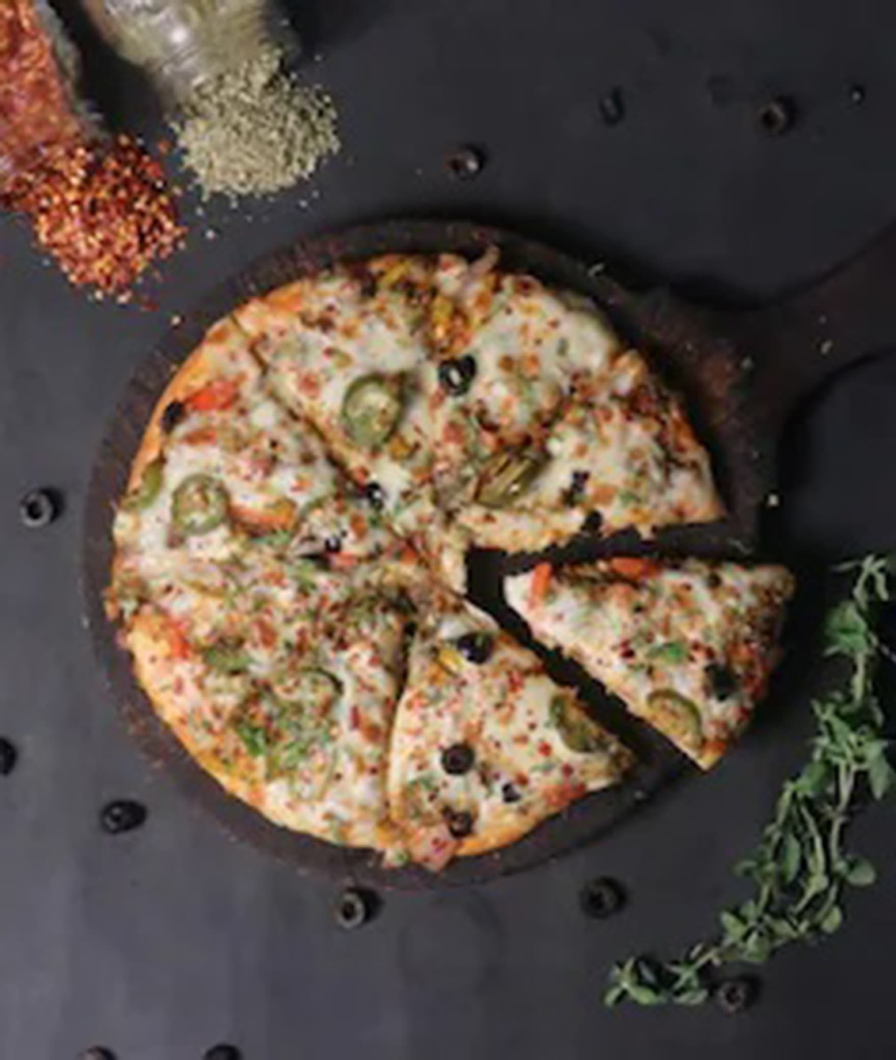 Munchies n More - Mulund - Logo