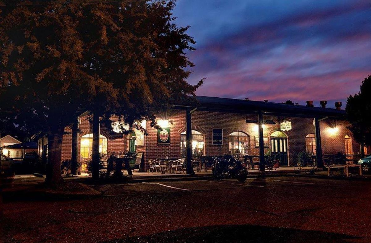 Murrumbateman Country Inn - Logo