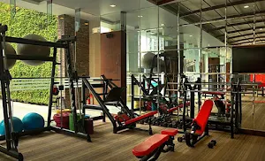 MUSCLE FLEX GYM - Logo