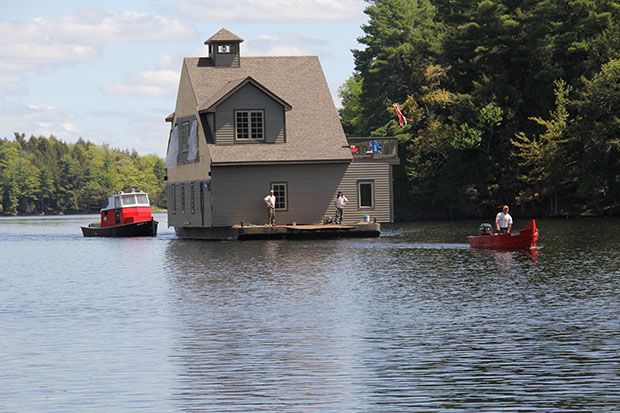 Muskoka Barging and Construction - Logo
