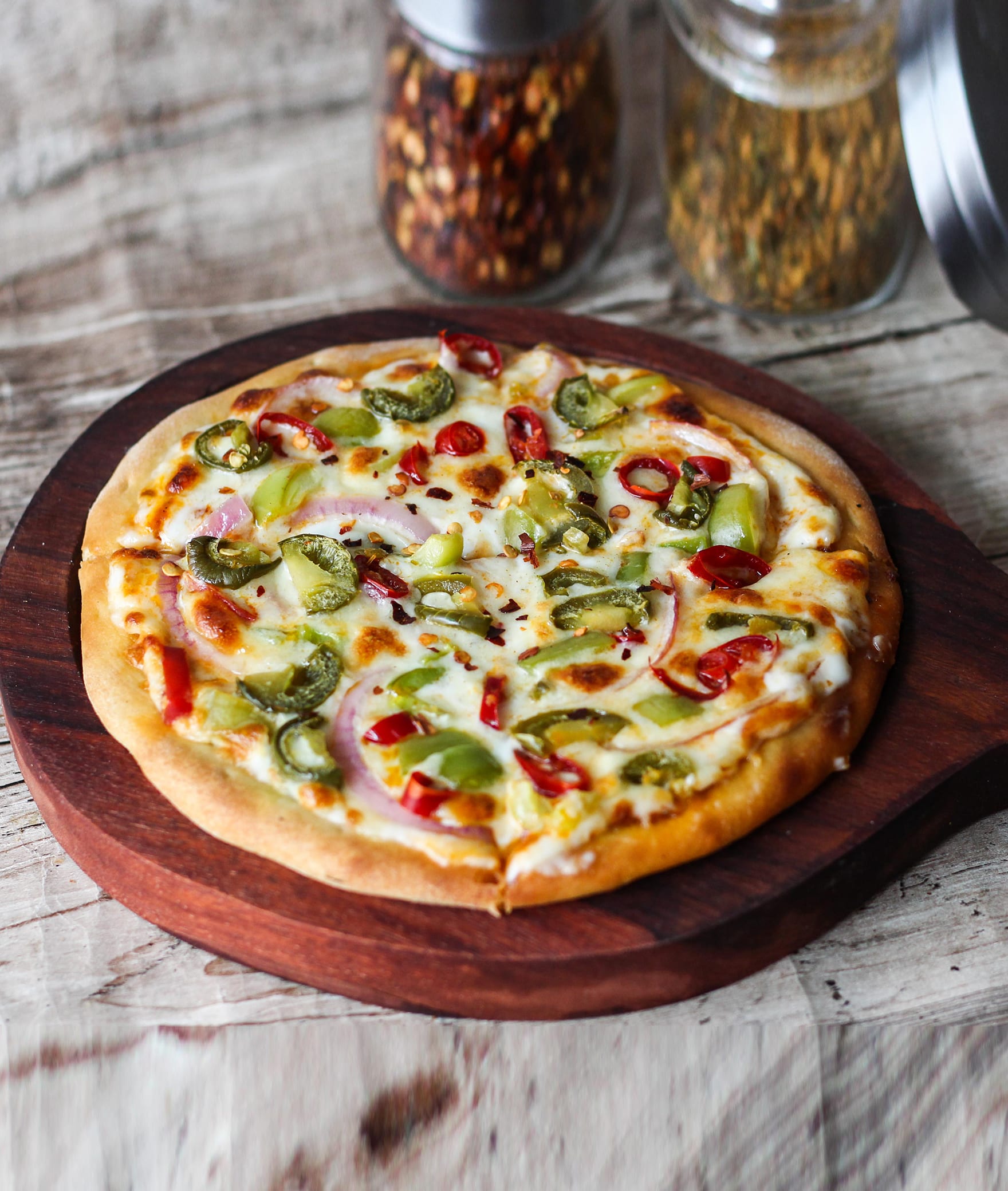MVR PIZZA HUB - Logo