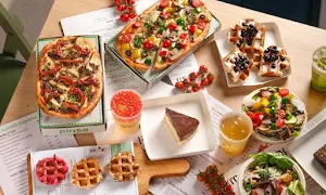 My Tea Chapel Pinsa Pizza Waffle And Tea - Logo