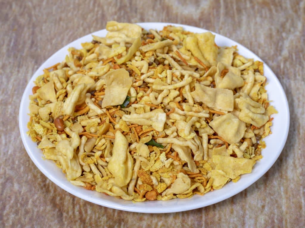 NAMMA OORU MURUKKU KADAI - Logo