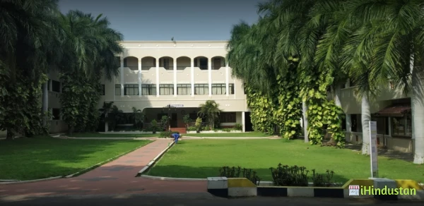 Nandha Polytechnic College - Logo
