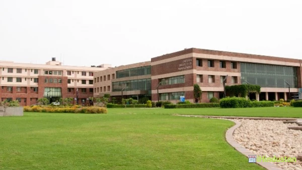 Nandini Nagar Mahavidyalaya - Logo