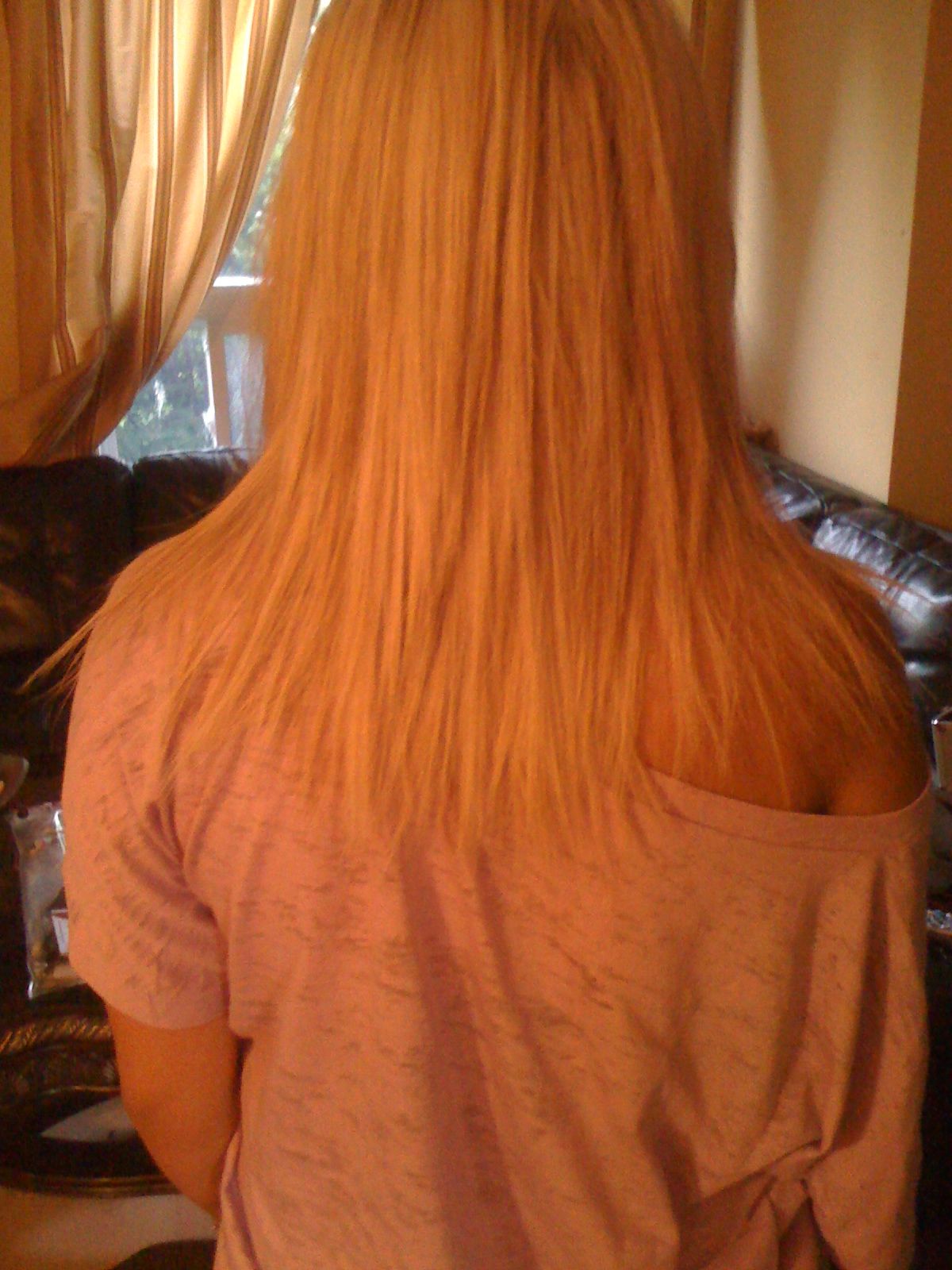 Naomie&s;s Hair Studio - Logo