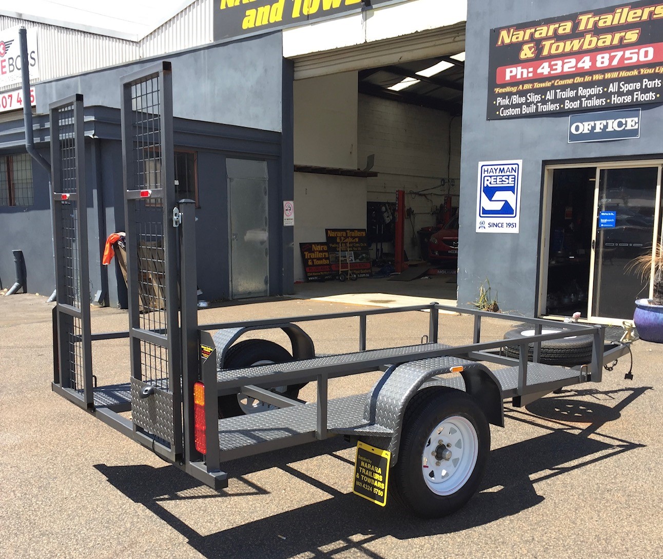 Narara Trailers & Towbars - Logo
