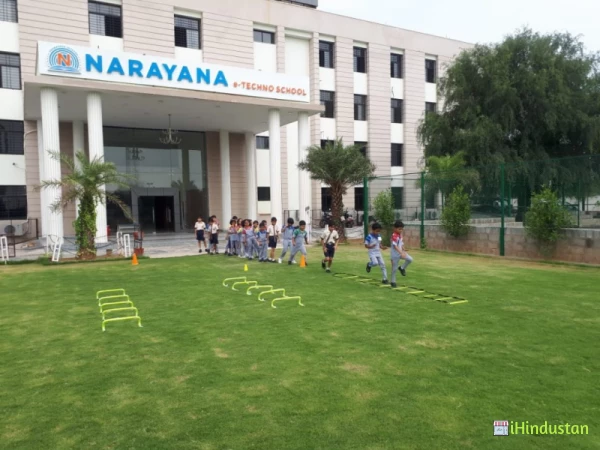 Narayana e- Techno School - Logo