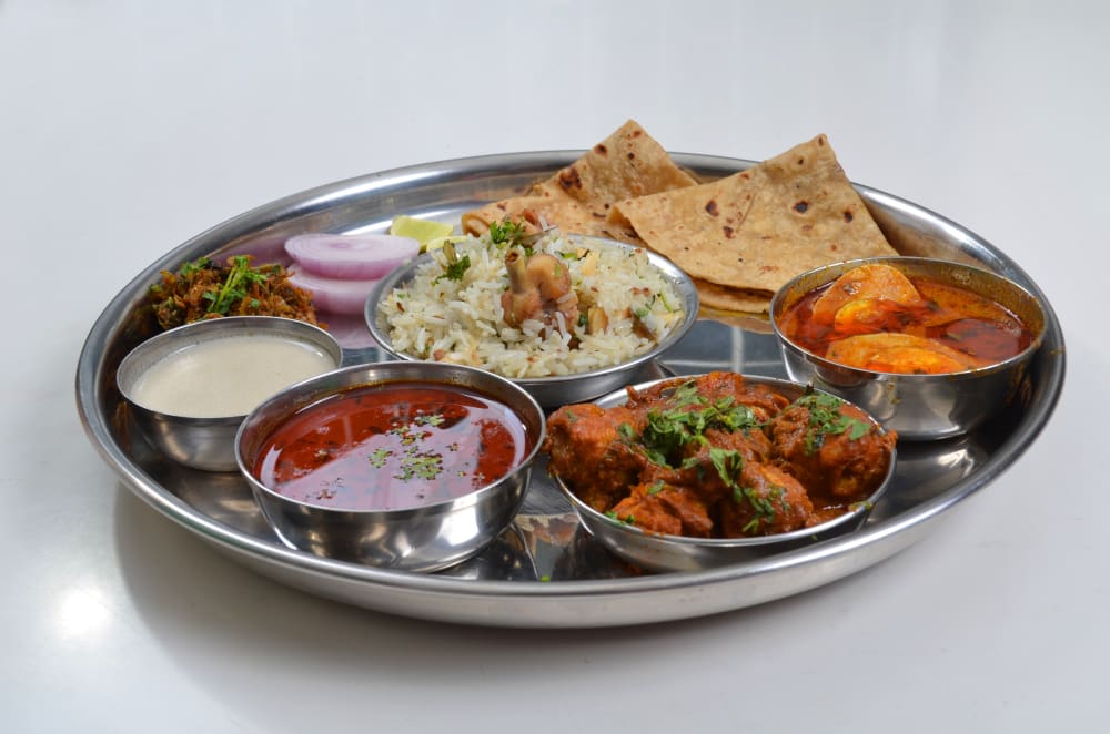 Narayan Veg Bhojnalay - Logo