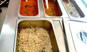 Narula's Kitchen - Logo
