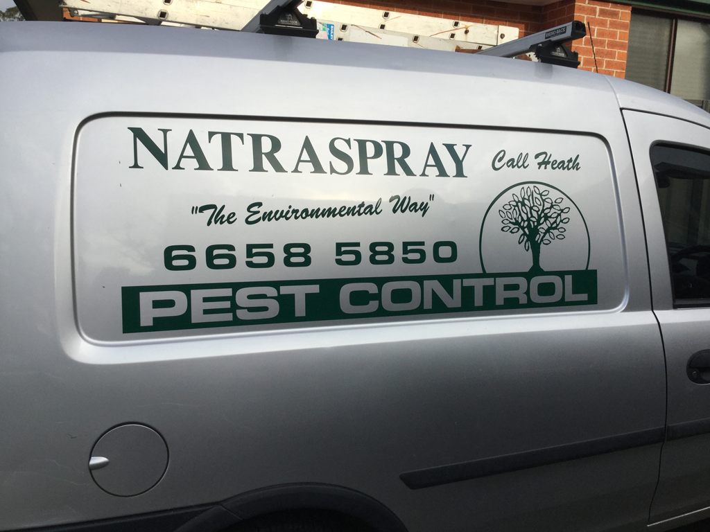 Natraspray Pest Control - Logo
