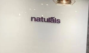 Naturals Salon - Cover photo
