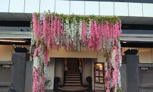 Navaratna Veg Restaurant - Cover photo