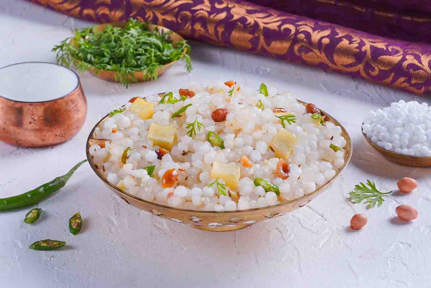 Navratri Specials by LunchBox - Logo