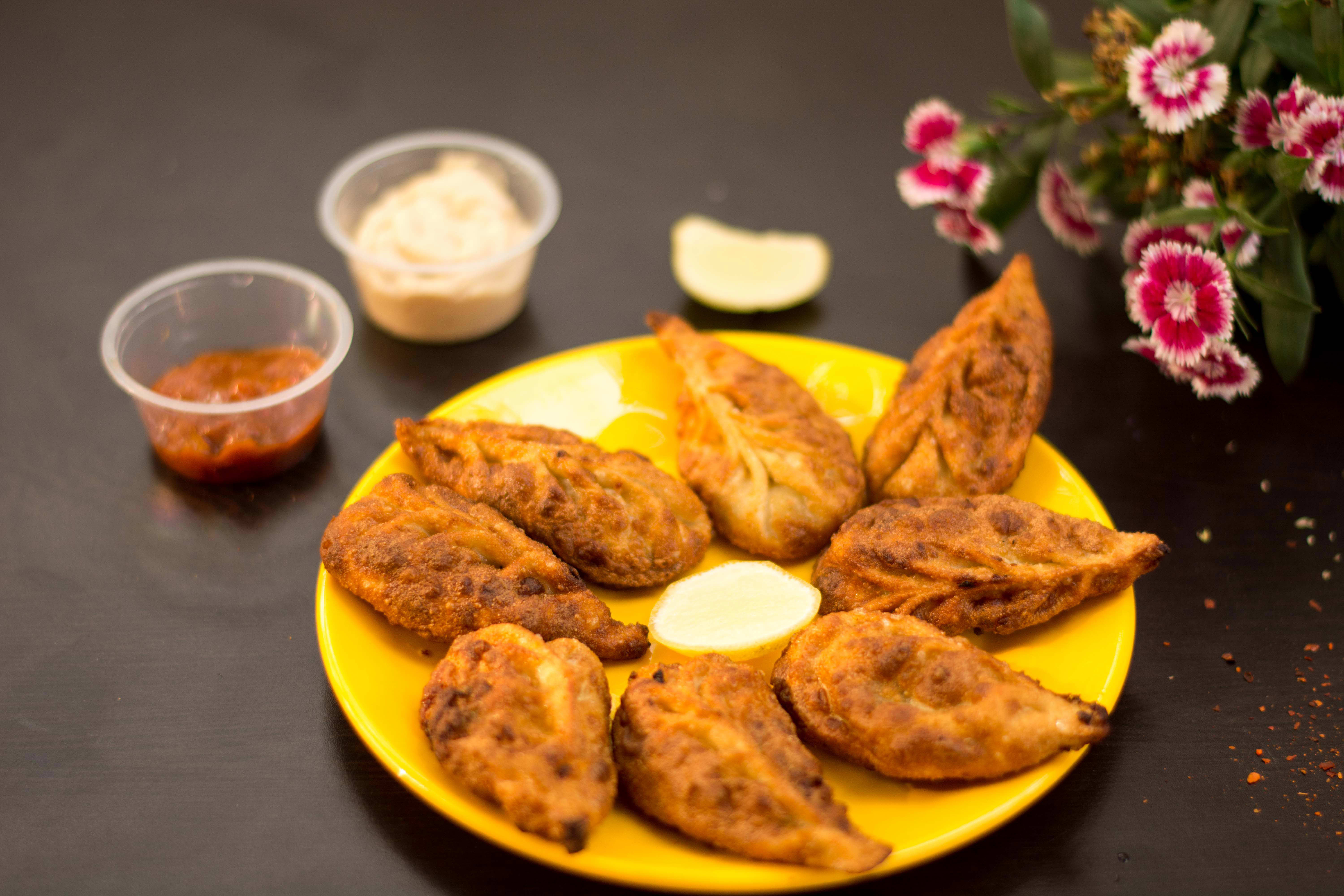 Nawabi Chicken - Logo