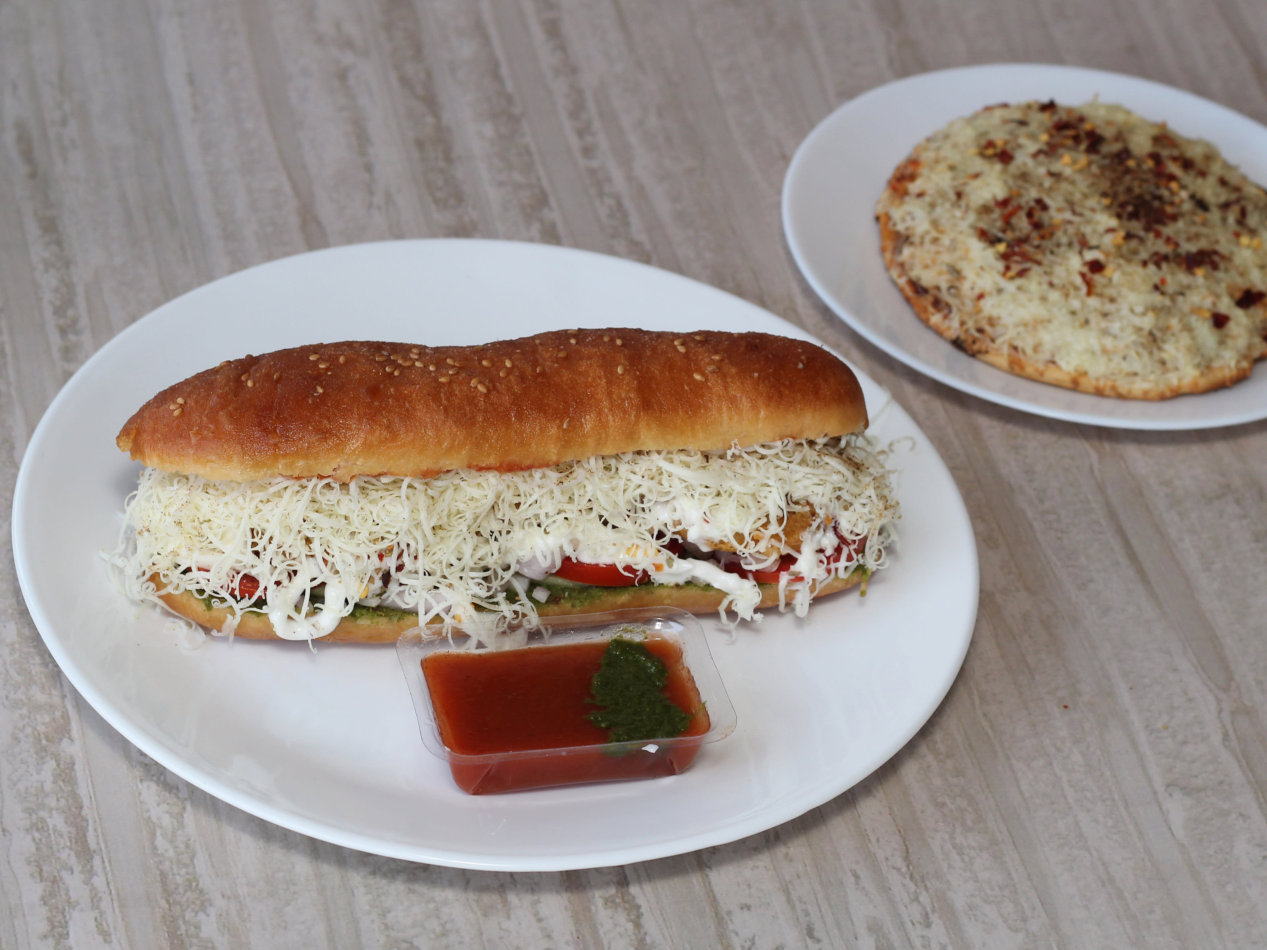 Neelam Sandwich & Pizza - Logo