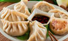Nepali Momos - Logo