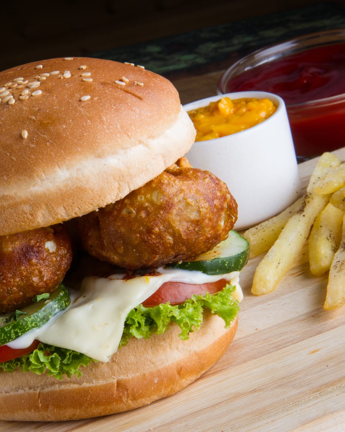 New Burger bar food Restaurant - Logo