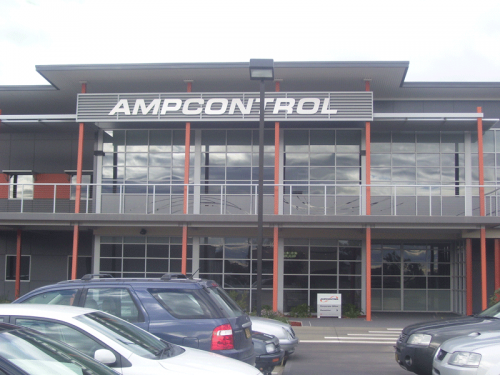 Newcastle Window Tinting - Logo