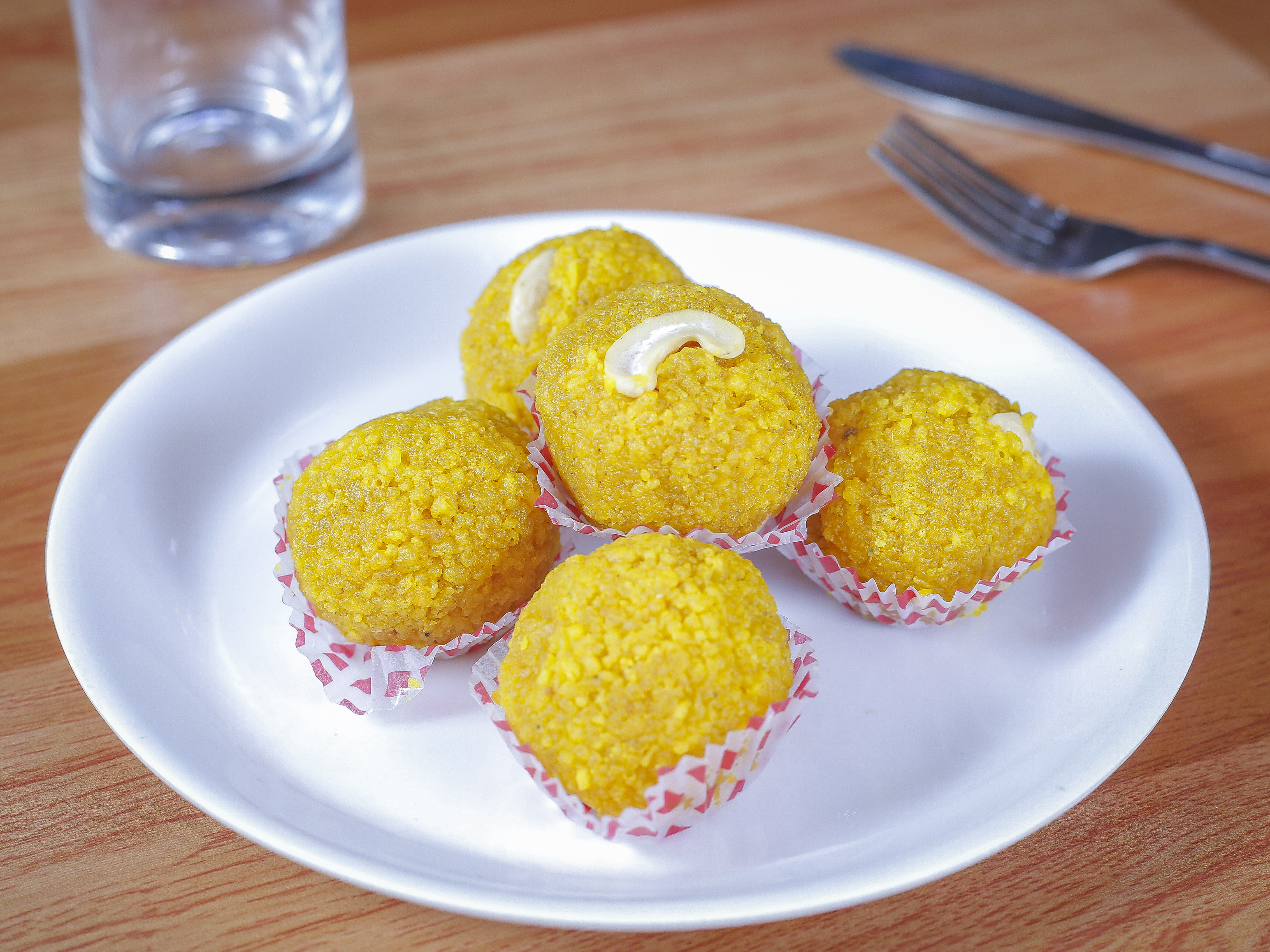 NEW GANGOUR SWEETS (Mango) - Logo