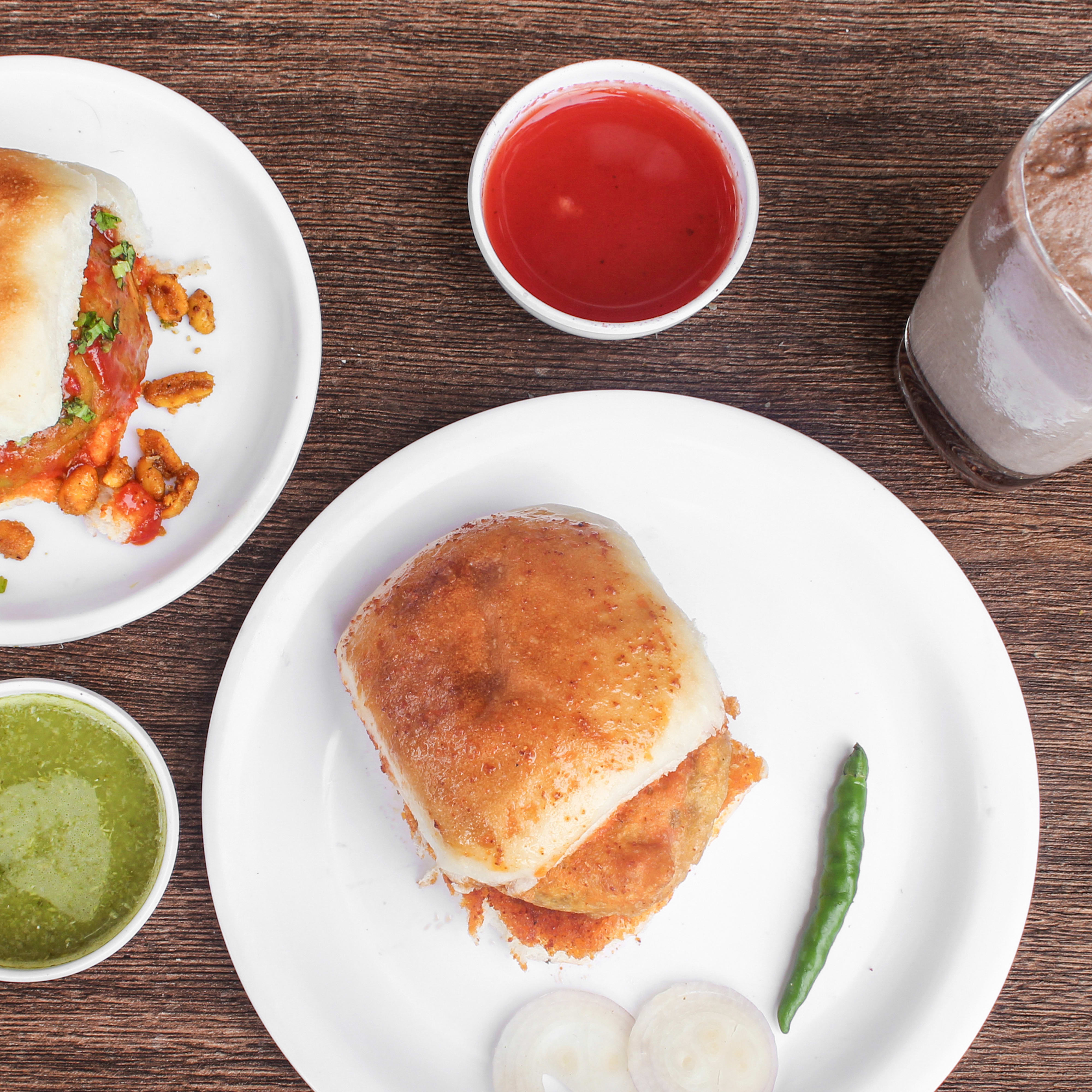 New Karnavati Dabeli And Vadapav - Logo