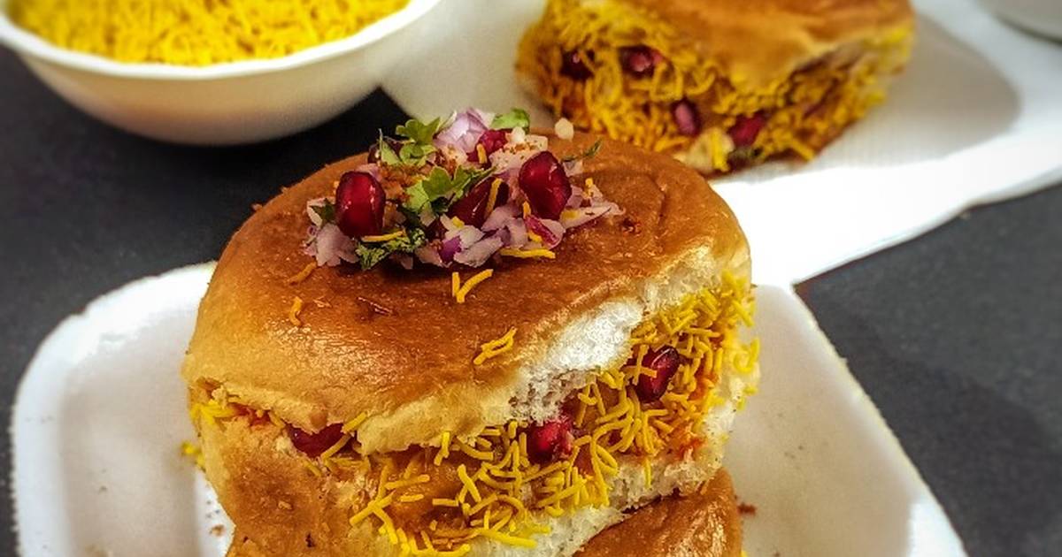 New Karnavati Dabeli & Vadapav - Logo