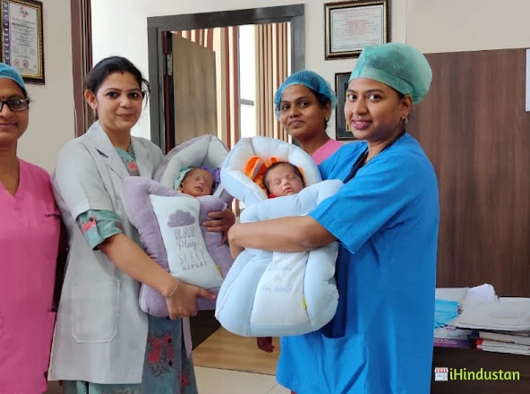 New Life India fertility clinic - Logo