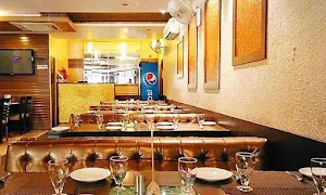 New Maharani Restaurant - Logo