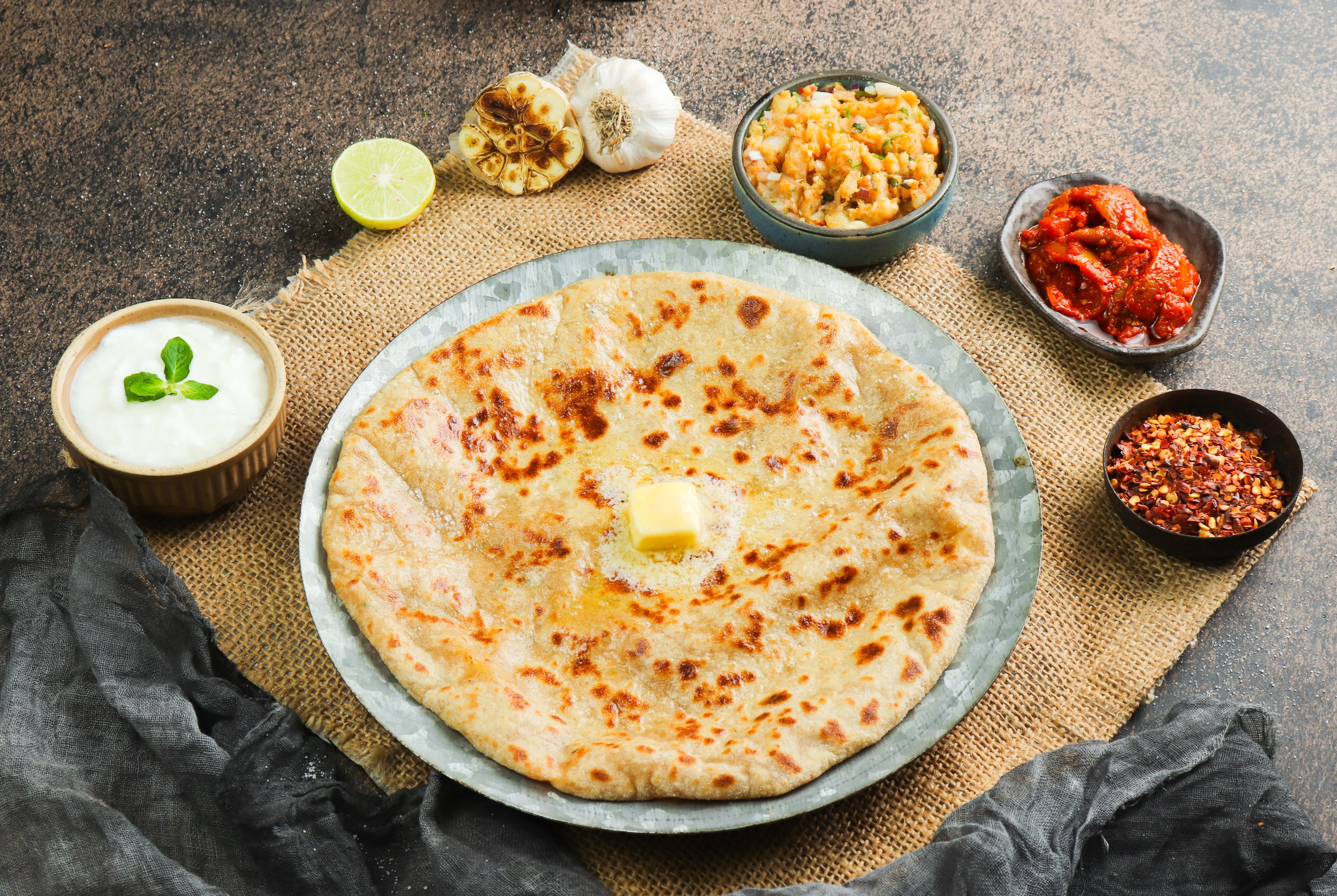 New mama s Paratha - Logo