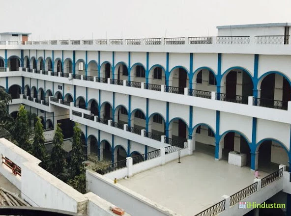 New Public School - Logo