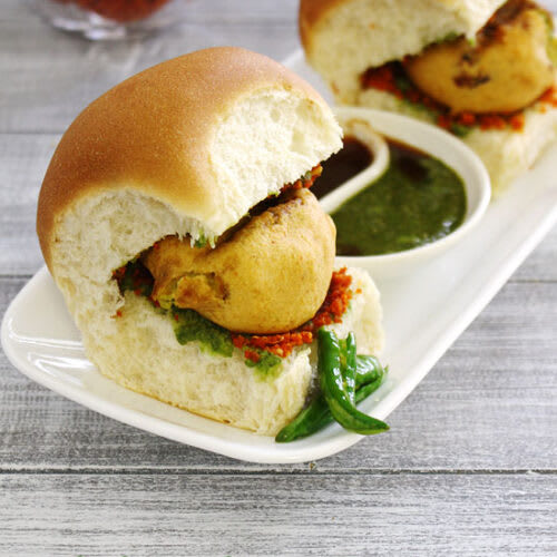 New Raigad Vadapav - Logo