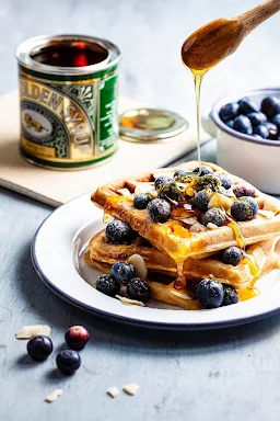 New York Waffles & Dinges - Logo