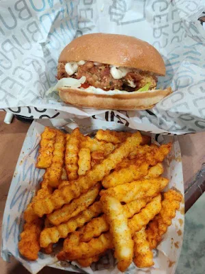 Nino Burgers - Logo