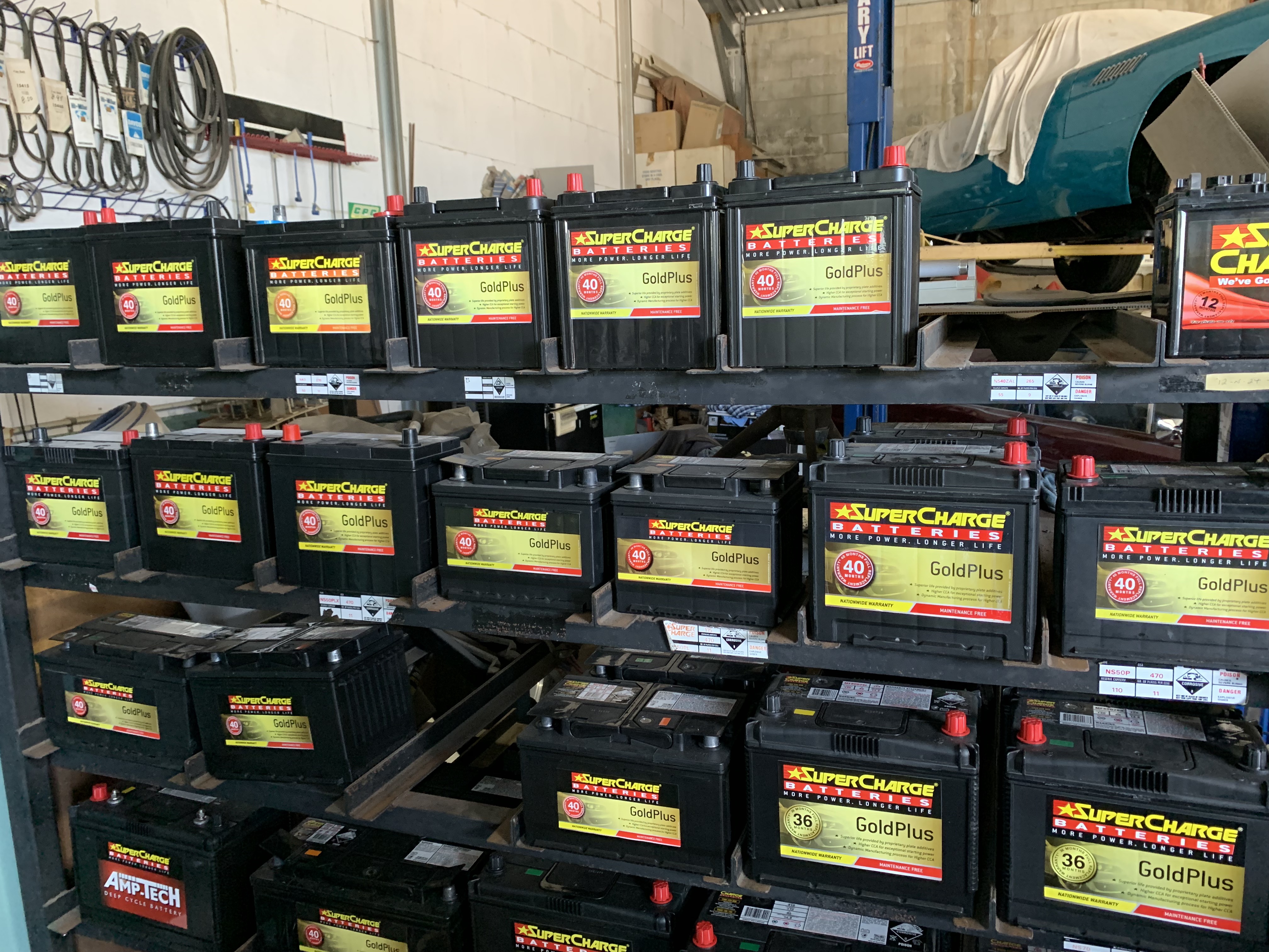 Noosa Batteries - Logo