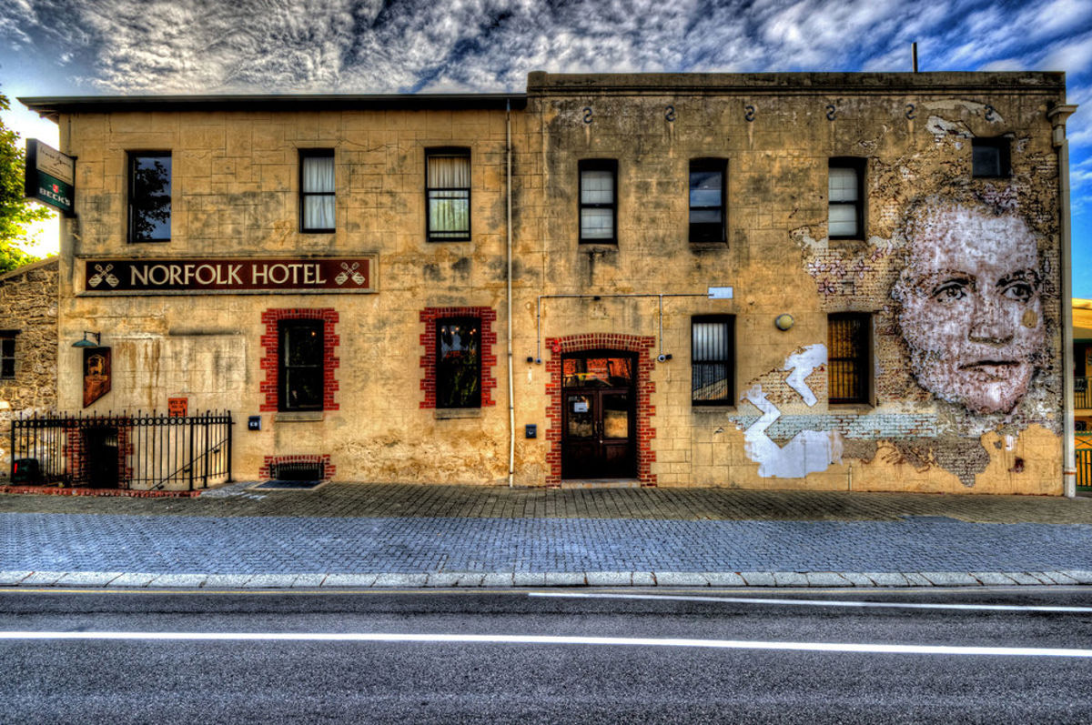 Norfolk Hotel - Logo