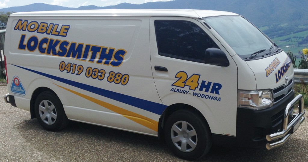 North East Mobile Locksmiths - Logo