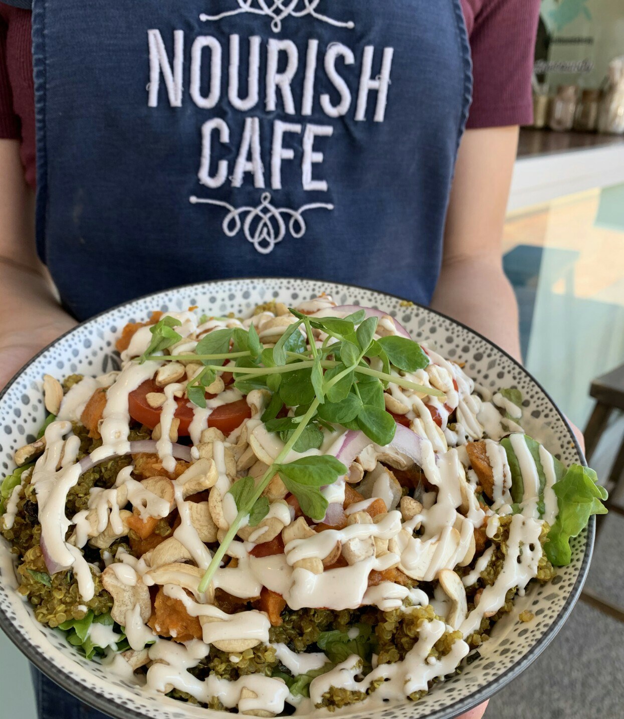 Nourish Cafe - Logo
