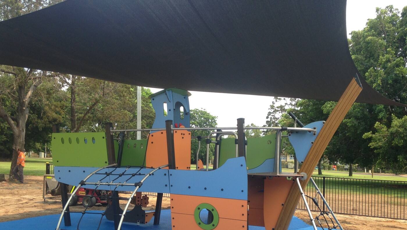 NT Sports & Playground Surfacing - Logo