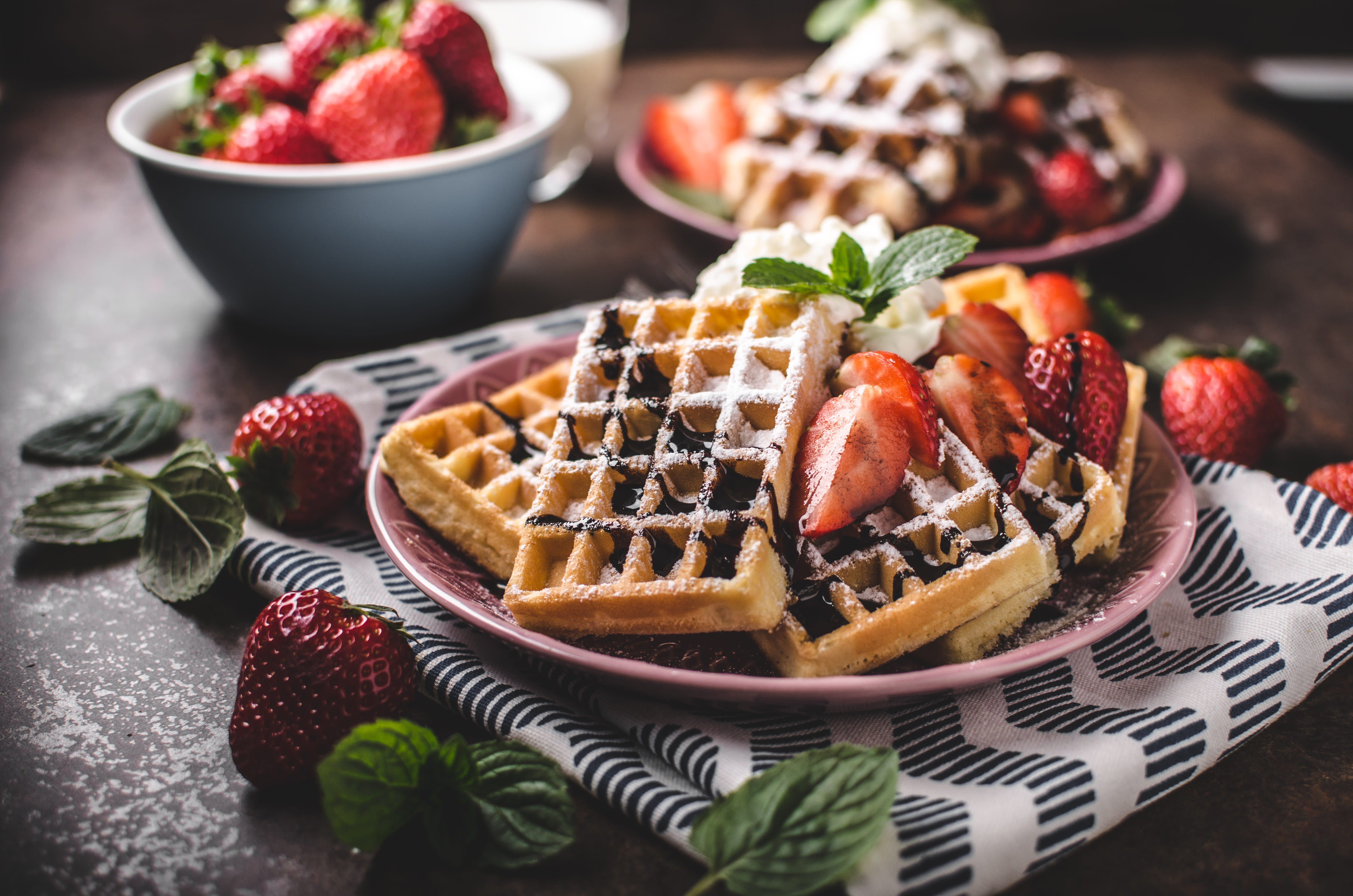 Nutty Waffle - Logo