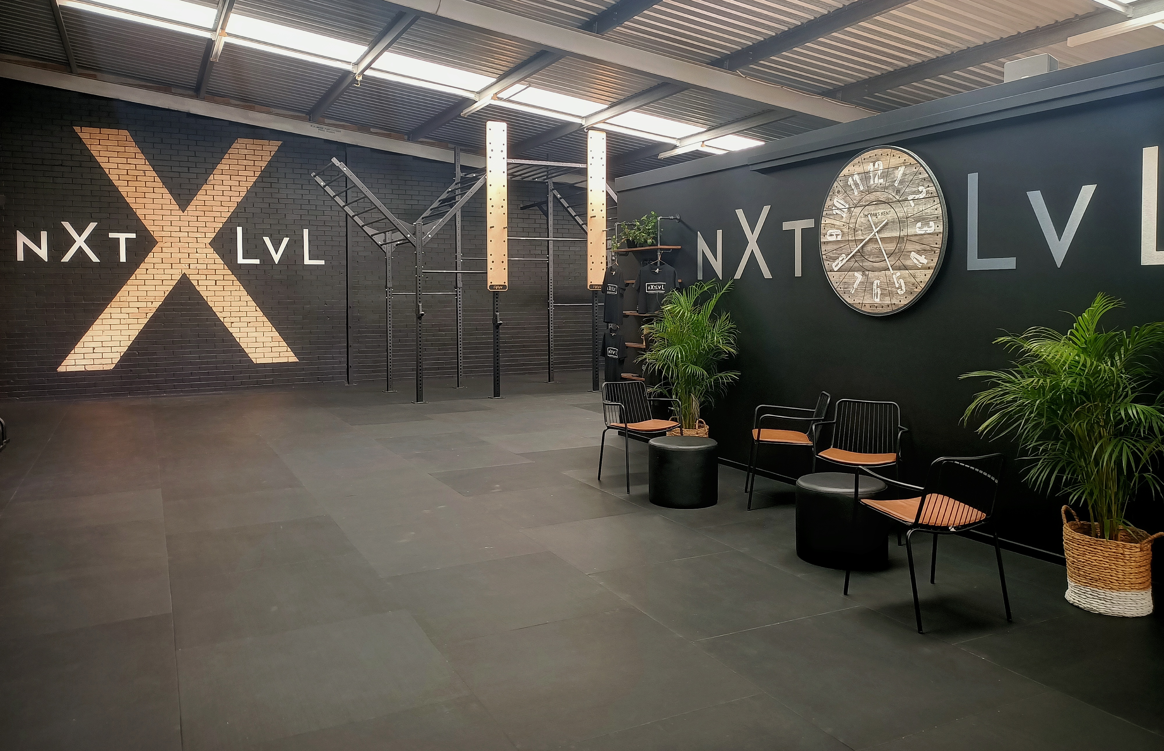 nXtLvL Functional Movement Centre - Logo