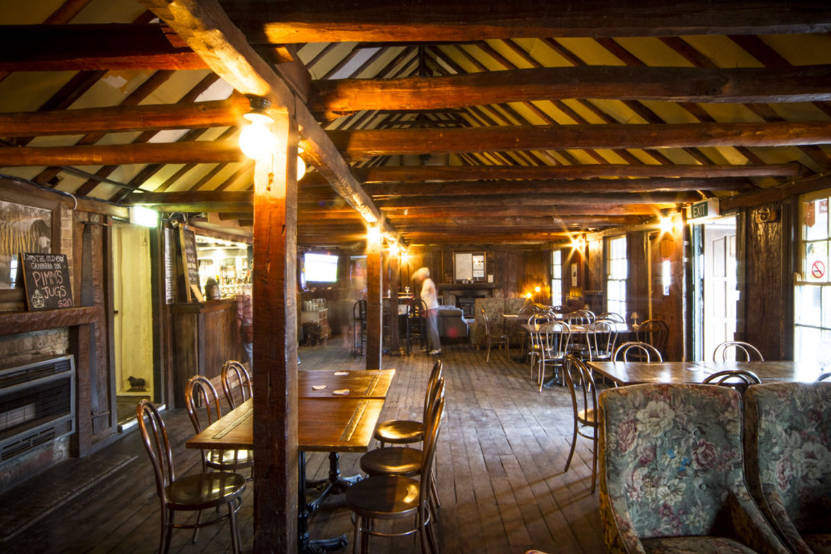 Old Canberra Inn - Logo