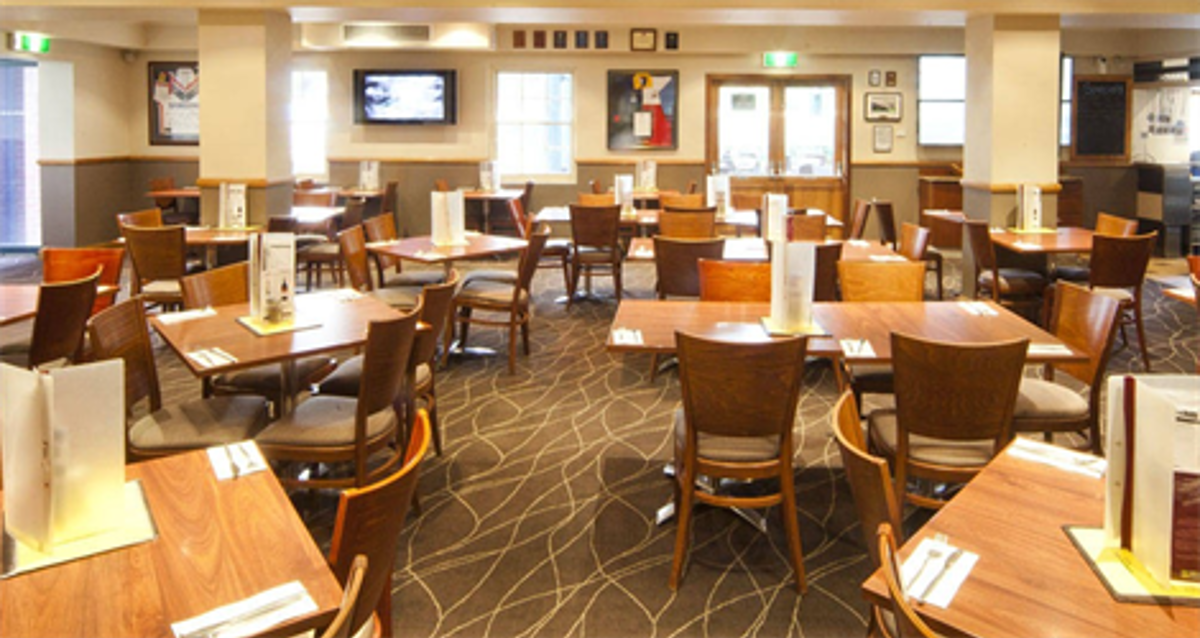 Olim's Bar & Bistro @ Mercure Canberra - Logo