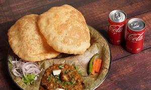 Om Bhatura Corner - Logo