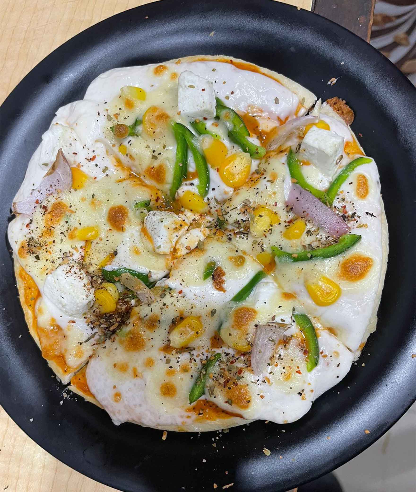 Om Pizza Point - Logo