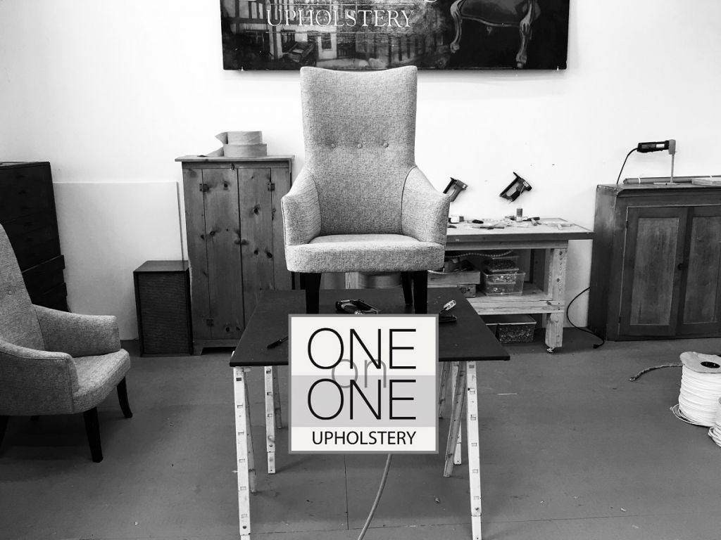 One on One Upholstery - Logo