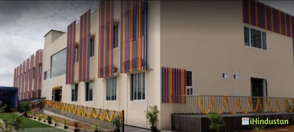 Orchids The International School - Yelahanka - Logo